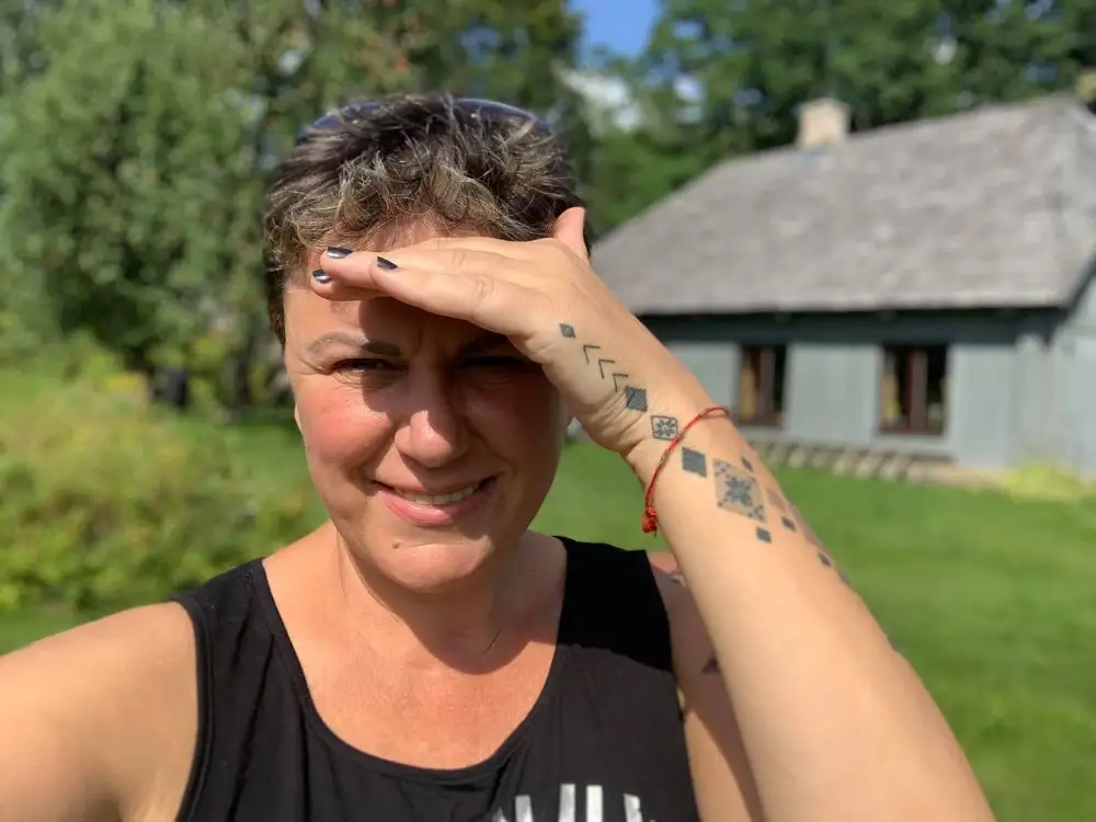 Линда Мурниеце рассказала, что держит дома пистолет