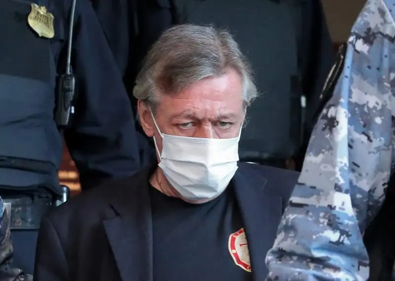 Михаил Ефремов попросил о милосердии сына погибшего в ДТП Захарова