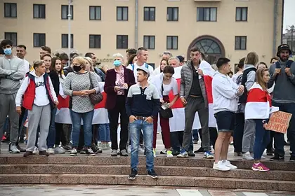 Baltieši mudina ES uz bargām sankcijām pret Lukašenko režīmu