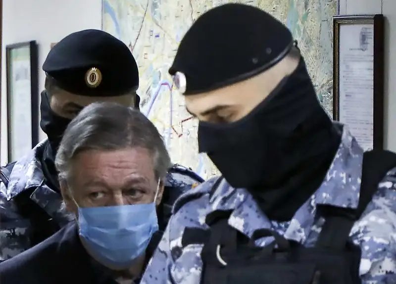 Михаил Ефремов может выйти из колонии по условно-досрочному