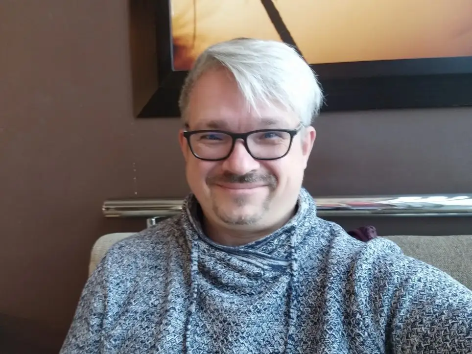 Александр Прокудин: из кавээнщика «Рижских готов» — в писатели, от детективов — до зомби-фантастики