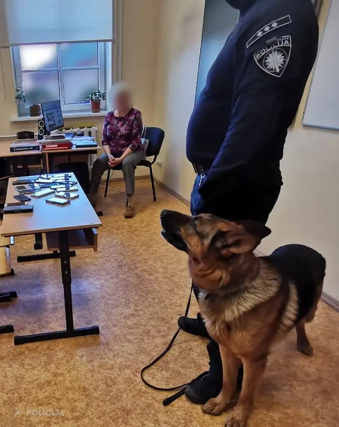 Maskavas forštatē policija par narkotiku tirdzniecību aiztur četrus vīriešus