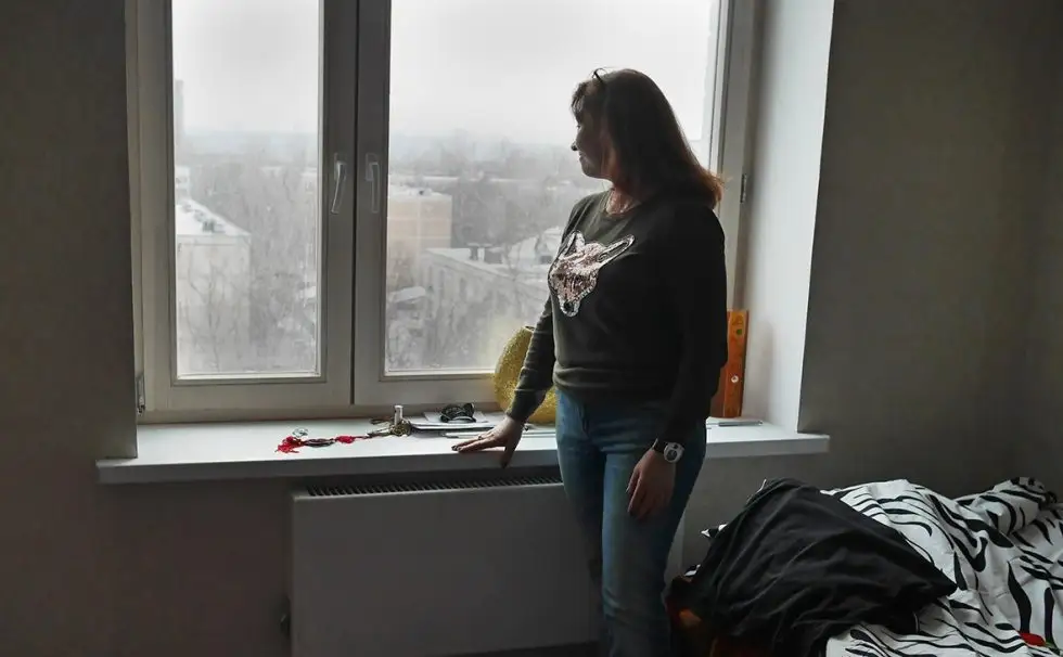 Мы не можем всю оставшуюся жизнь сидеть в «тюрьме» — пора уже выйти замуж за ковид (ну или жениться)