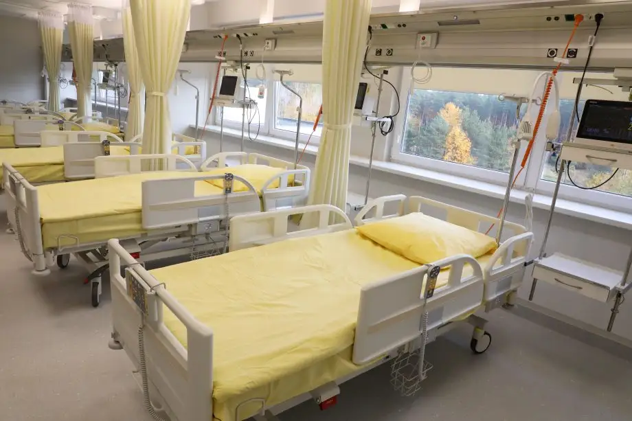 Viņķele: Ārpus ārstniecības iestādēm Covid-19 pacientus stacionētu, ja slimnīcās nogādāto skaits sasniegtu tūkstošus