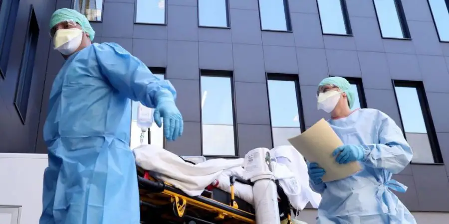 Кто симулирует в праздники? Печальный опыт пациентки Видземской больницы