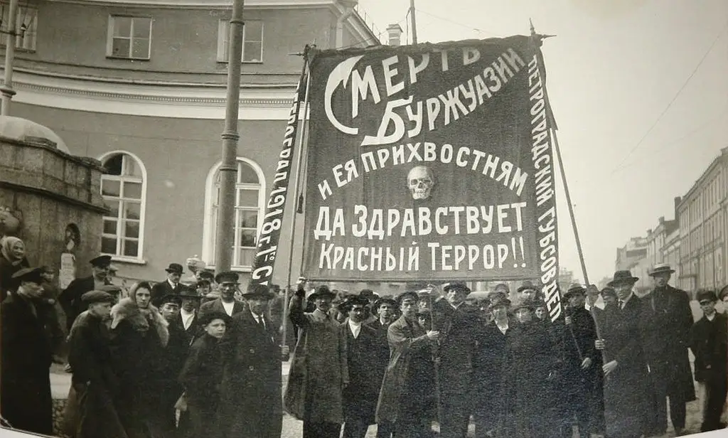 «Мы их распределим, подчиним, переварим»: как 100 лет назад в Крыму начинался красный террор