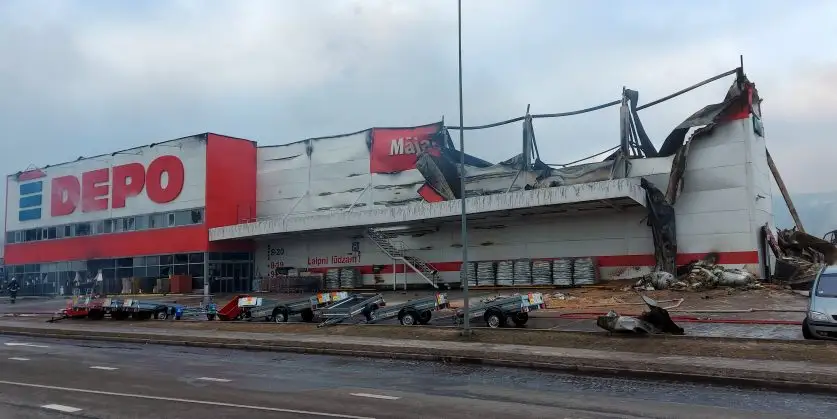 «Ergo» apdrošināšanas atlīdzībā par Rēzeknē nodegušo «Depo» veikalu izmaksājusi 5,8 miljonus eiro