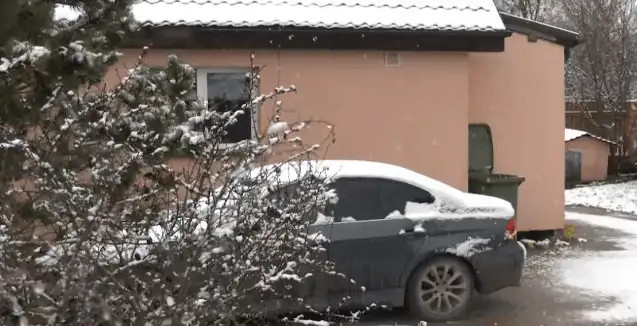 Ужас в Олайне: экс-супруг отомстил жене, зарубив топором ее нового друга 