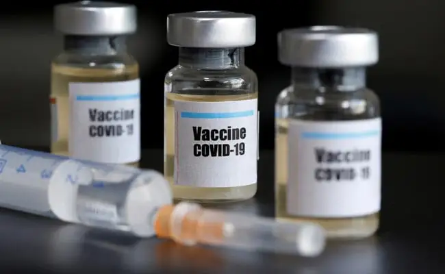 Darbinieka inficēšanās ar Covid-19 dēļ Vakcinācijas birojs darbu turpinās attālināti