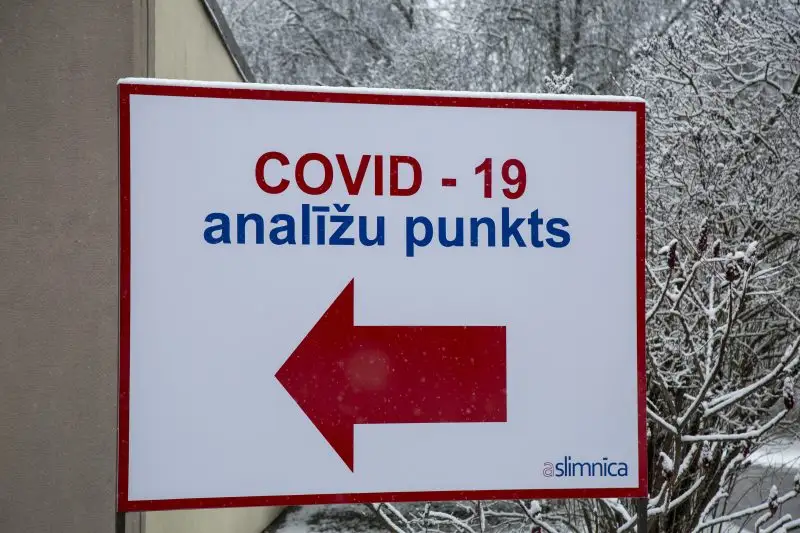 Sestdien Latvijā atklāti 322 jauni Covid-19 gadījumi un astoņi sasirgušie miruši