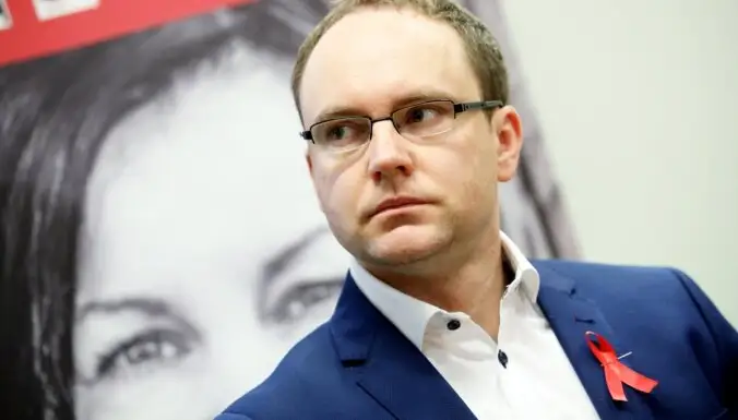 Saeimas komisijas vadītājs rosina slēgt Āgenskalna klīniku saistībā ar Covid-19 dezinformācijas izplatīšanu