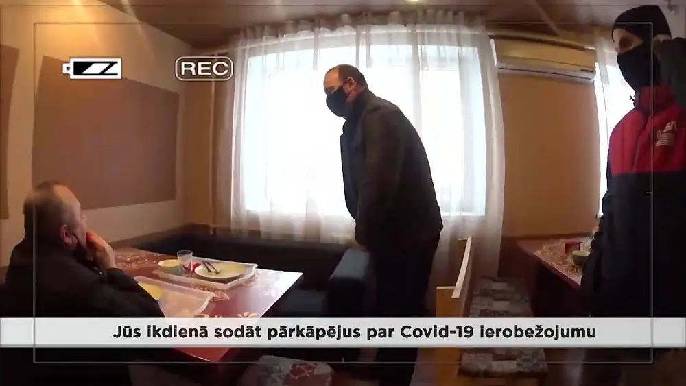 Полиция признала вину: операция в кафе Огре провалилась, и руководство полиции оштрафовано