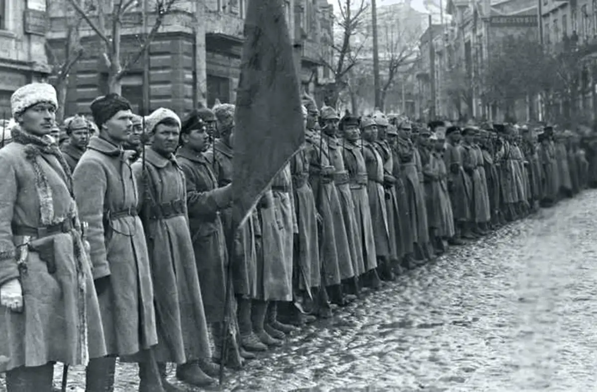 «В горы бросаются миллионы золота»: как Грузию присоединяли к Советской России