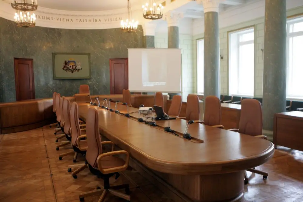 JV Siliņa uz valdības veidošanas sarunām aicinājusi ZZS, «Progresīvos» un AS, kas gan uz tām doties neplāno