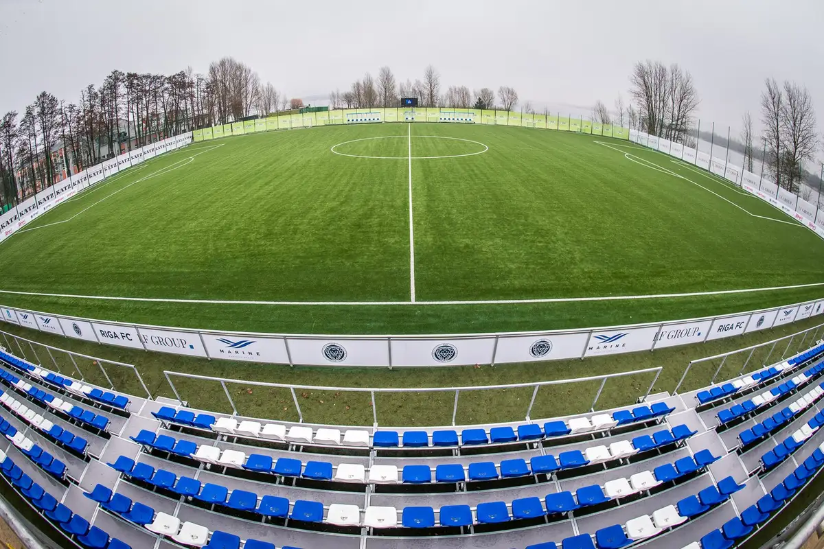 Kompānija BSG ekskluzīvi čempionei «Riga» Mežaparkā noslēgusi stadiona būvniecību