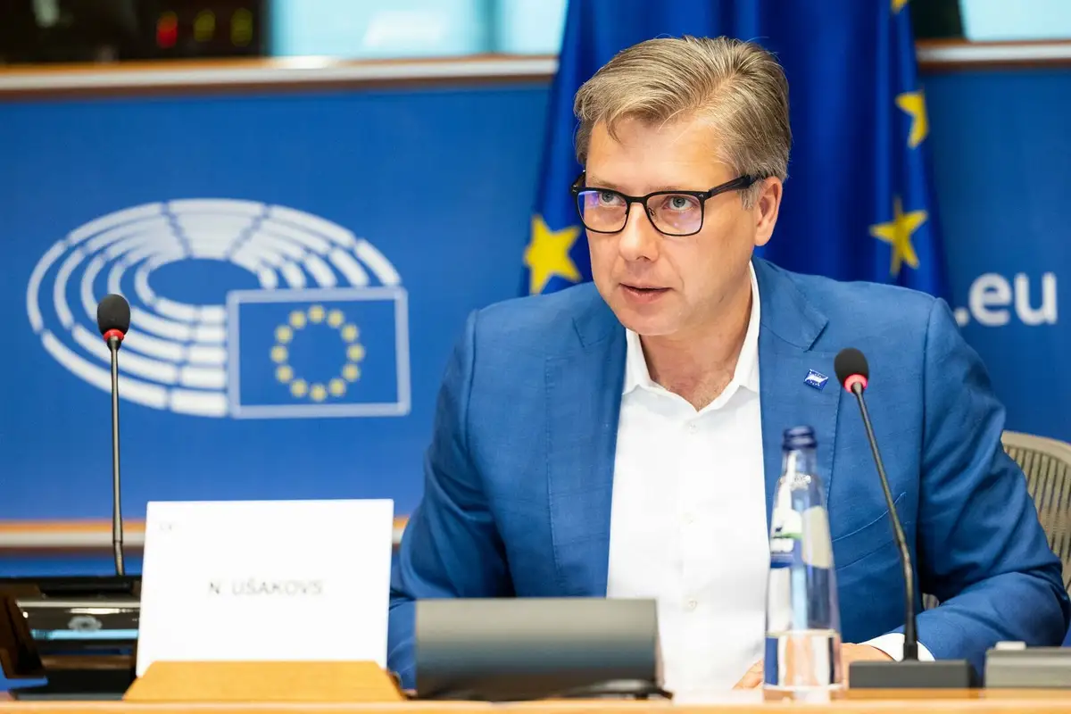 О Европе по-русски: о чём Нил Ушаков мечтает в Европейском парламенте