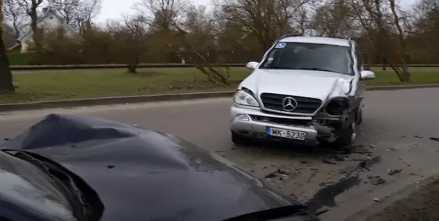Собака пробежала? Тяжелое ДТП в Болдерае (ВИДЕО)
