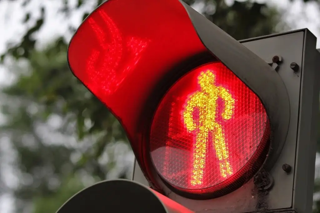 Vairākās pilsētās pirms elektrotīklu sinhronizācijas atslēgs luksoforus