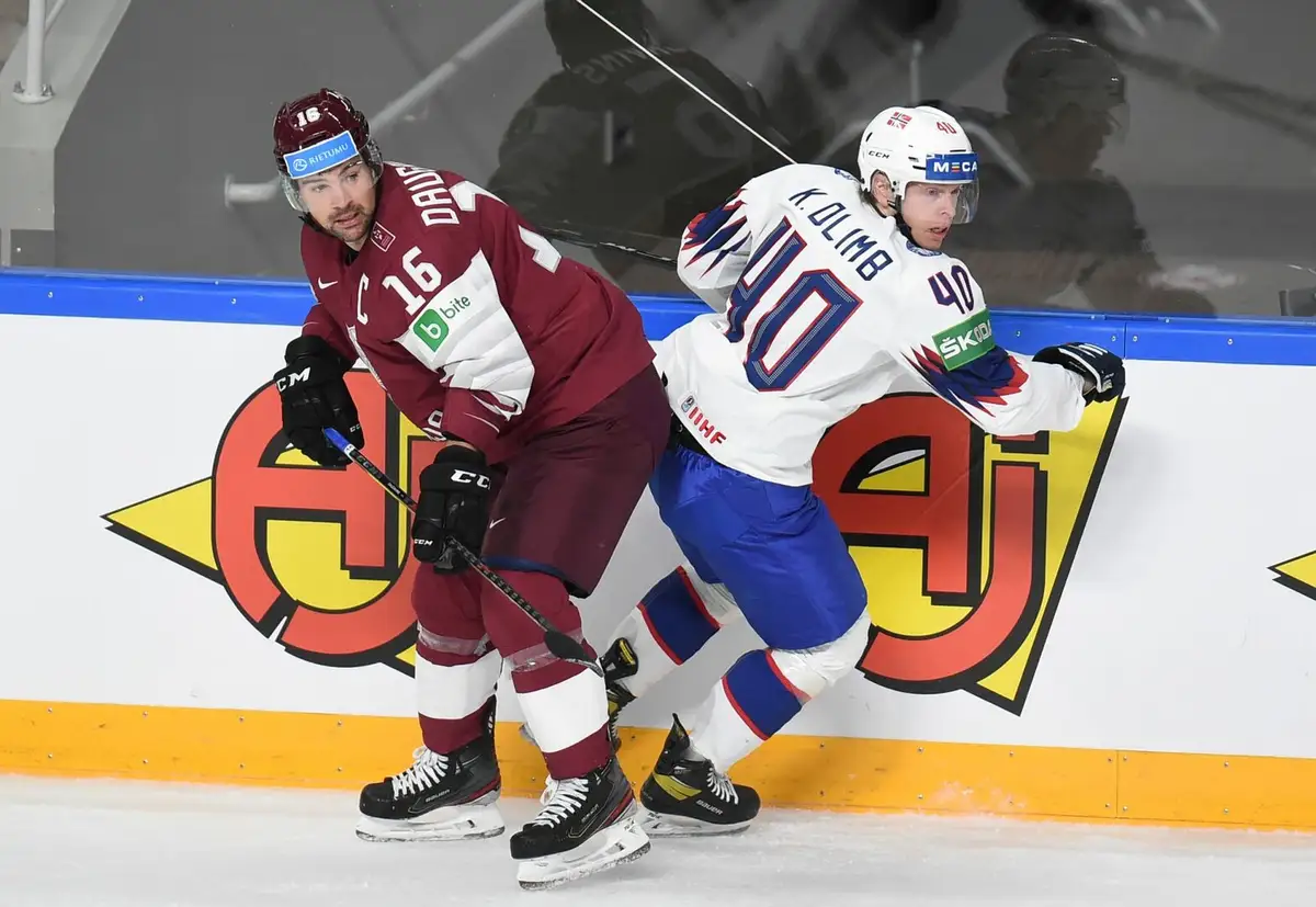 Latvijas hokeja izlase svarīgā mačā «bullīšos» zaudē Norvēģijai