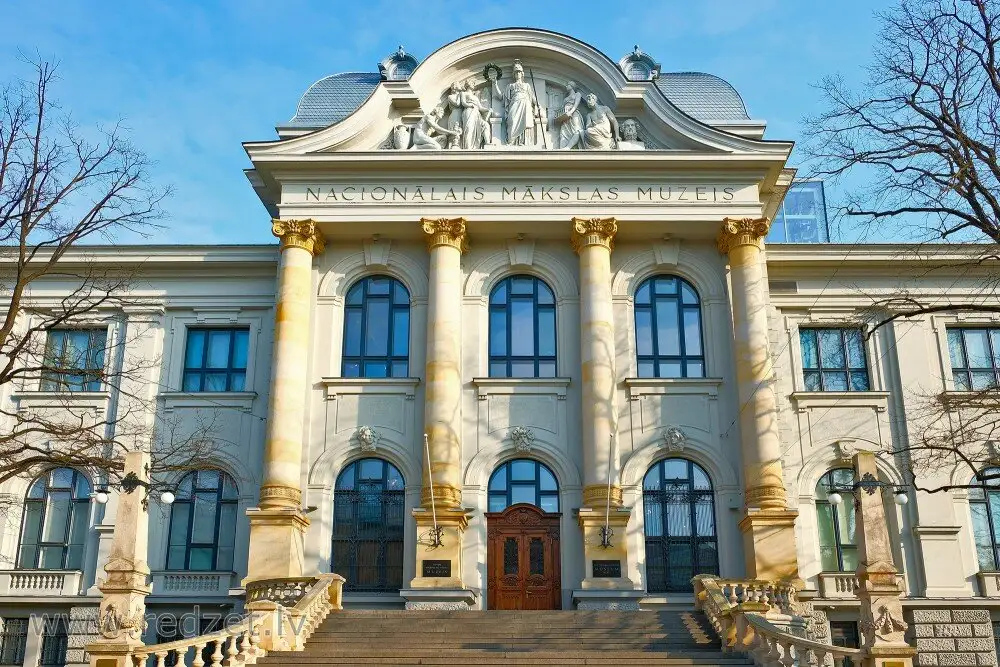 Pasniegs Latvijas Muzeju biedrības Gada balvu