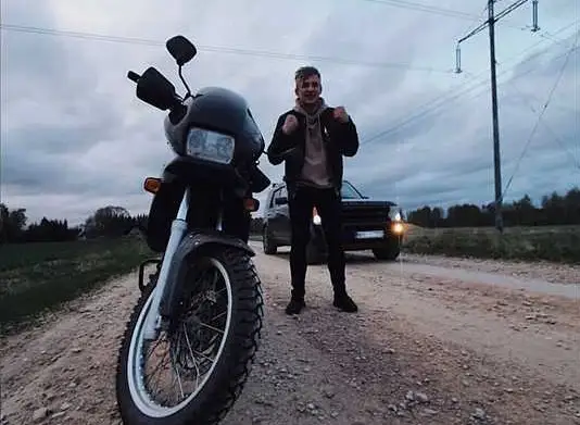В Кенгарагсе во время продажи угнали мотоцикл: очевидцы в тот же день помогли пропажу вернуть
