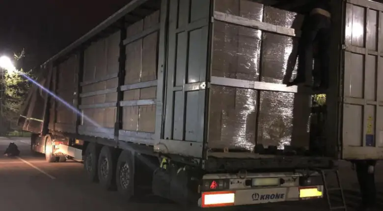 Госполиция пресекла крупную контрабанду: 720 тыс. пачек сигарет