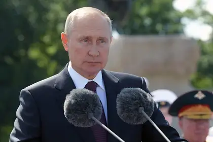 Putins okupēto Ukrainas reģionu iedzīvotājus pasludina par Krievijas pilsoņiem