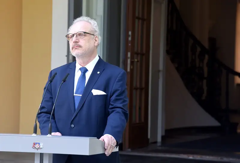 Valsts prezidents: Valdība ir mēģinājusi pasargāt iedzīvotājus no Covid-19