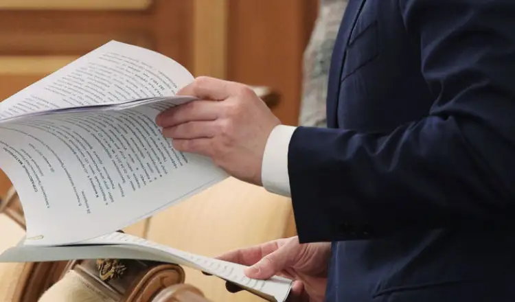 Deputāti vērtēs grozījumus par nodrošinājuma aģenta institūta ieviešanu