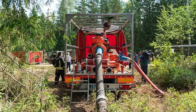 Siguldas novada Lēdurgas pagastā deg Pemmes purvs