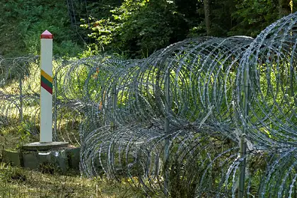 ЧП в Литве: двое детей доставлены в реанимацию, когда с родителями нелегально пересекали границу