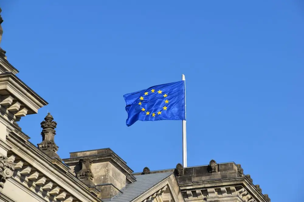 ЕС направит Украине 1,4 млрд евро доходов от замороженных российских активов