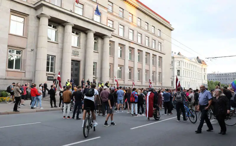 Policija sagatavojusi savus resursus, lai nodrošinātu sabiedrisko kārtību plānotajos masveida pasākumos Rīgā