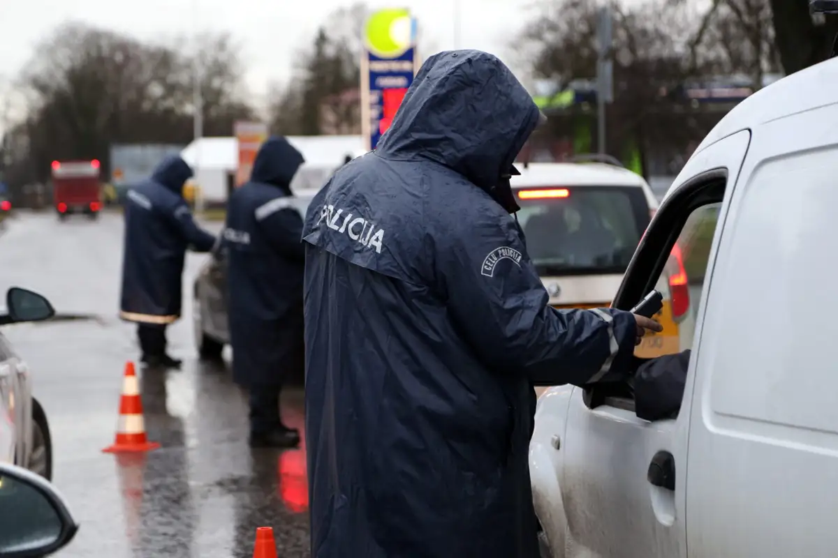 5 gadu laikā piedāvāto kukuļu kopējais apjoms policijai samazinājies par ceturto daļu
