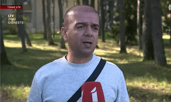 «Я заплатил 10 000 евро, чтобы сюда попасть»: рассказ курда из центра «Муцениеки»