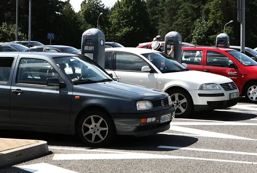 Jūrmalas dome plāno paaugstināt iebraukšanas maksu Jūrmalā līdz pieciem eiro