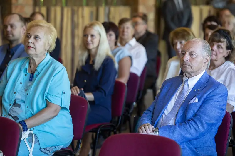 Akadēmiskās vides ekspertu grupa paziņo par darbības apturēšanu un sadarbības pārtraukšanu ar valdību