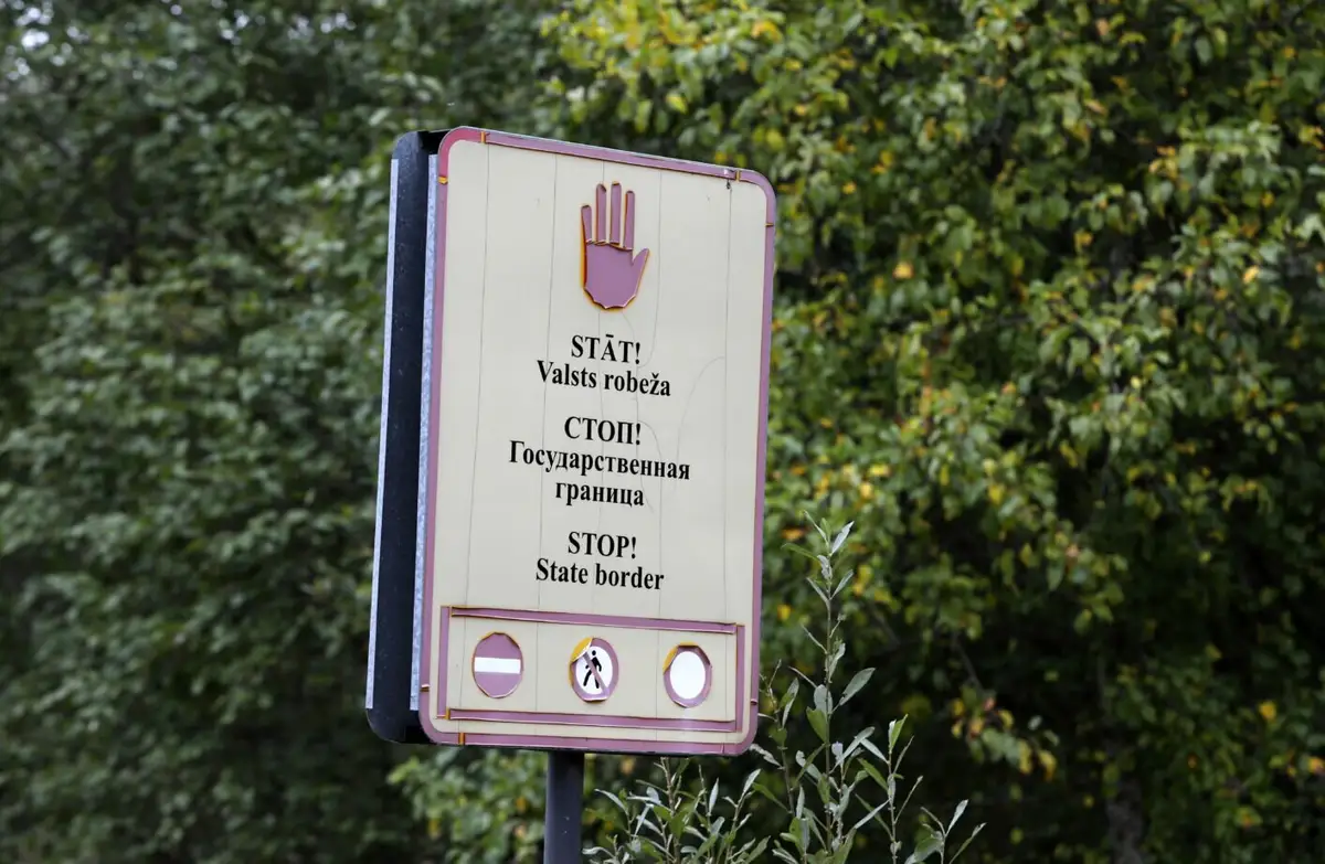 Baltijas valstis vienojas būtiski ierobežot robežšķērsošanu Krievijas pilsoņiem ar Šengenas vīzām