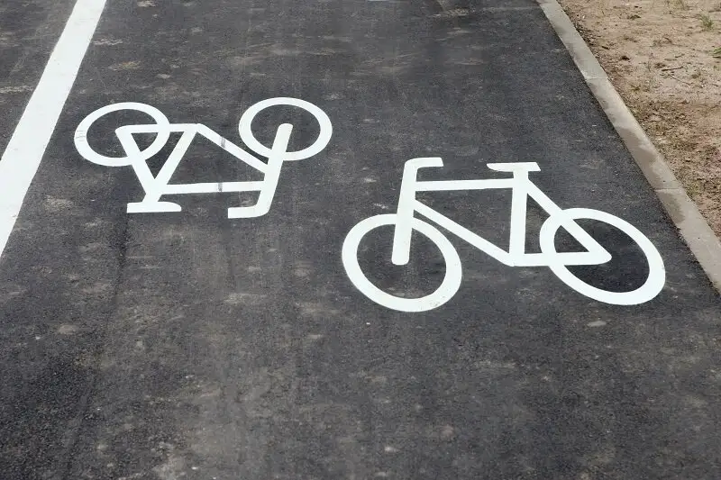 Vienlaikus ar 7.maršruta tramvaju līnijas pagarināšanu būvēs veloceliņu