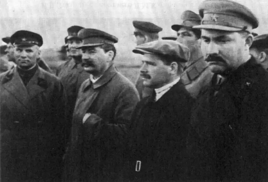 «Труд этот был нечеловеческий»: как охраняли Сталина, и как вождь относился к охране