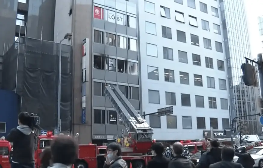 Десятки человек погибли при пожаре в Осаке (ВИДЕО)