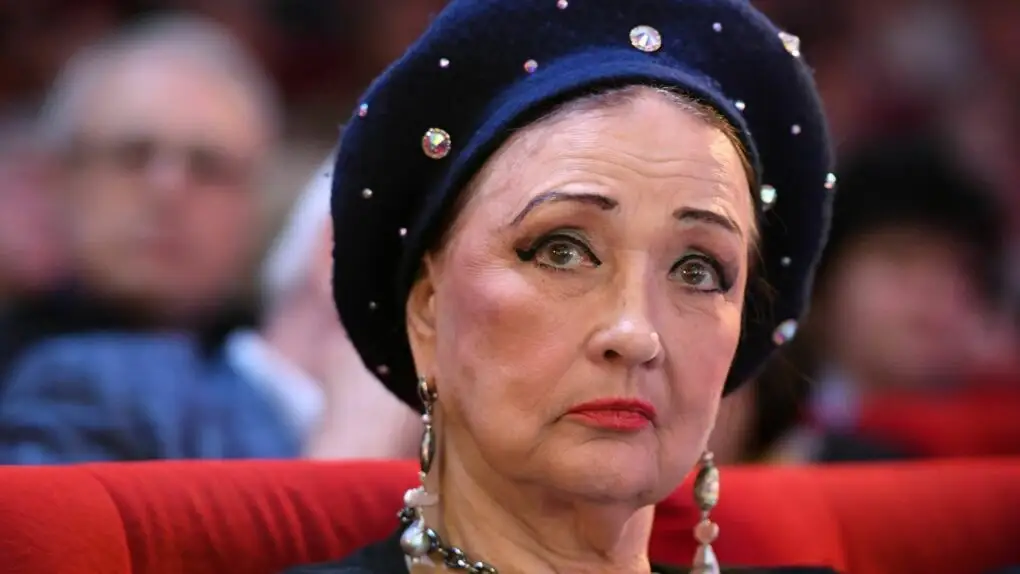 Умерла госпитализированная с COVID-19 актриса Зинаида Кириенко