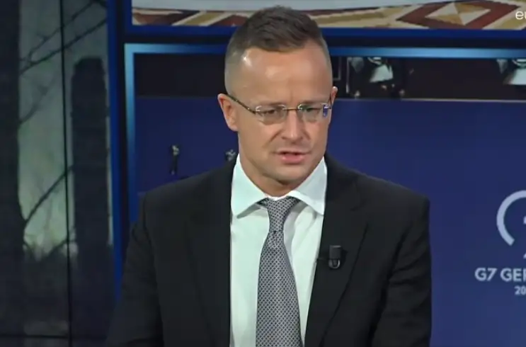 Не видим реальной угрозы вторжения на Украину и выступаем за диалог с Россией: глава МИД Венгрии