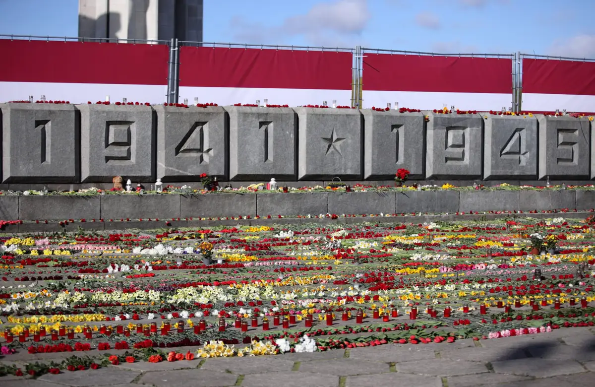 Сколько «стоит» открытка на 9 мая? Почему наказали пользователей социальных сетей