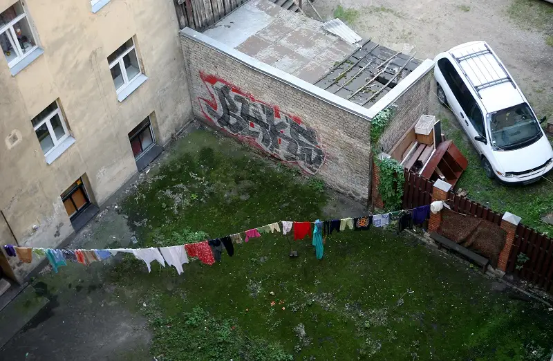 Как нас натравили друг на друга: психолог поставила диагноз латвийскому обществу
