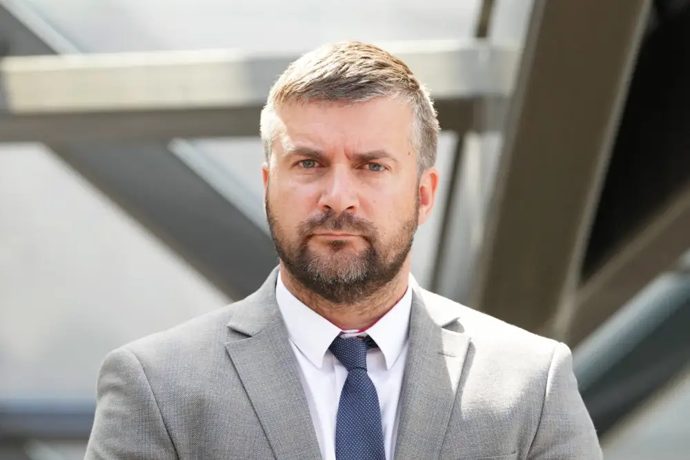Lange: Pieminekļa demontāžai Uzvaras parkā netiks izmantotas sprāgstvielas