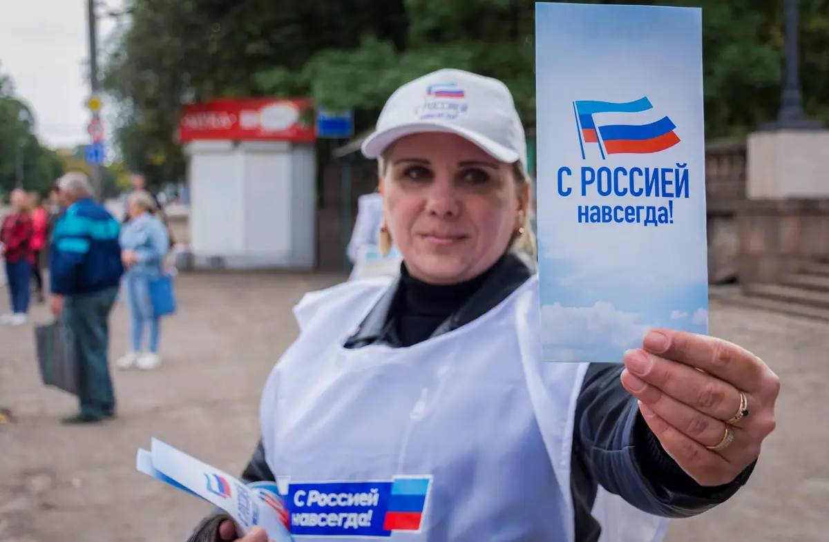 На захваченных Россией территориях начались «референдумы»: Би-би-си ищет в этом хоть что-то законное