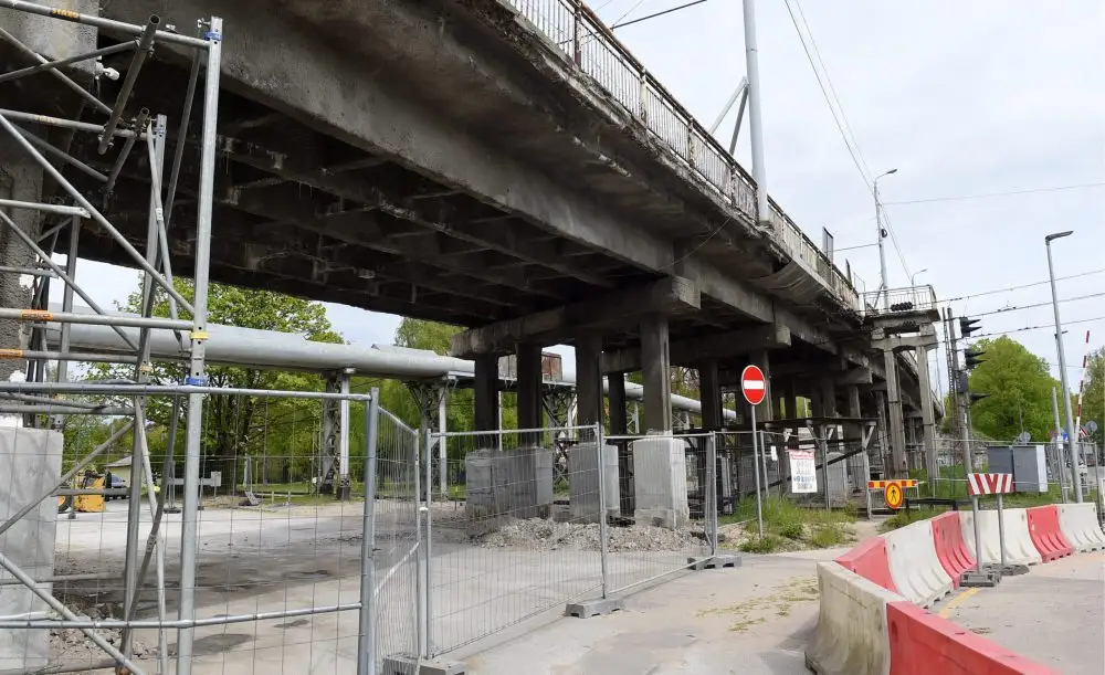 Во время ремонта на Брасском мосту вновь обнаружены старинные захоронения