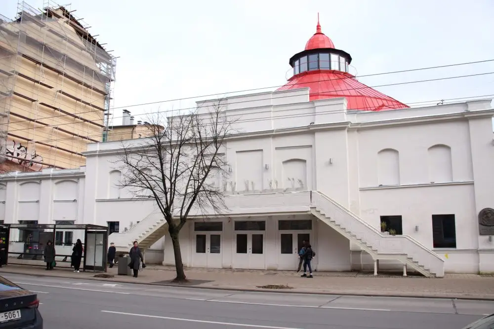 «Социальный цирк», в котором главный язык — латышский: и больше никаких «абсурдных проектов»!