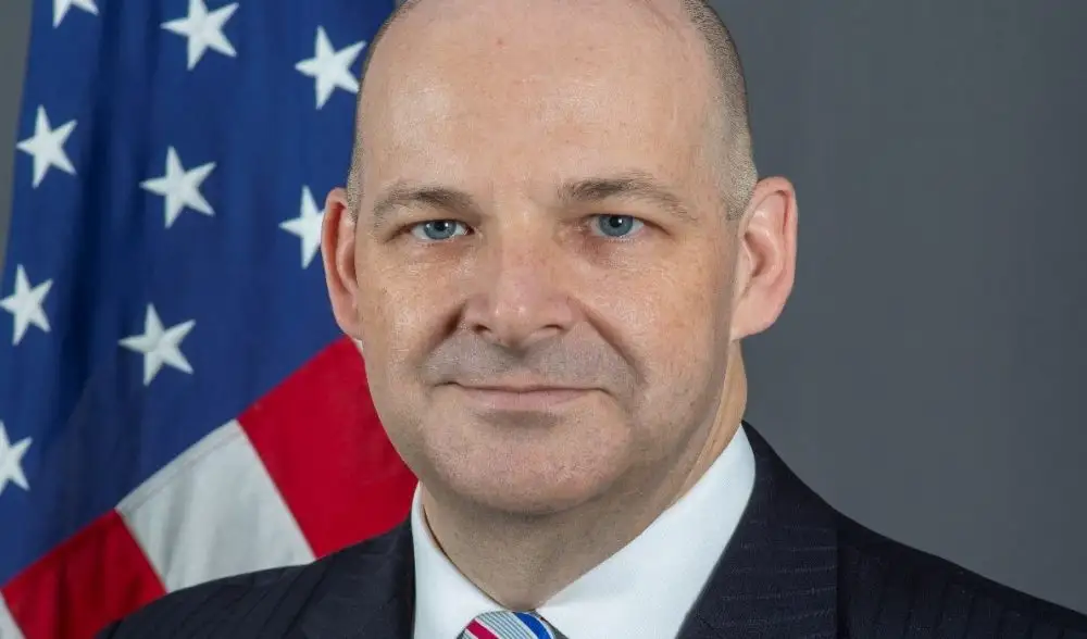 Новый посол США в Латвии поддержал российские независимые СМИ, переехавшие в нашу страну